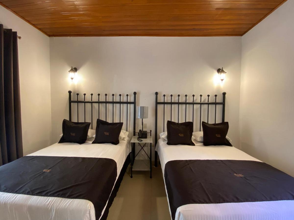 Hotel Plata Condesa กัวนาฮัวโต ภายนอก รูปภาพ